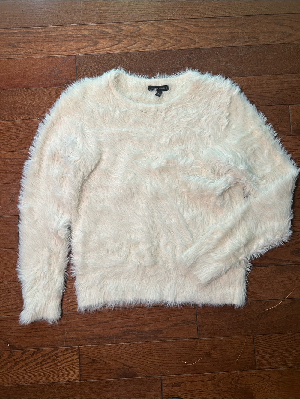 Fuzzy Crewneck Sweater - white